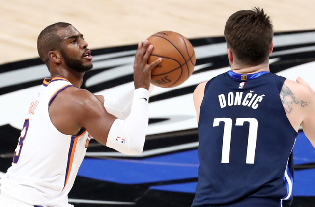  布克40分太阳送快船三连败  