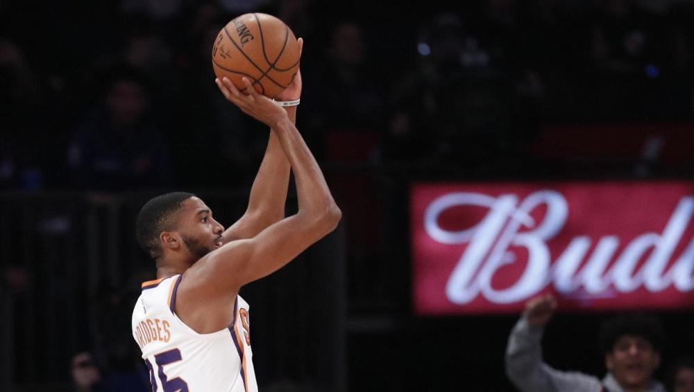  雷霆新秀隔扣戈贝尔引爆全场  