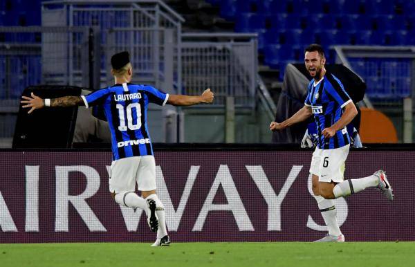  AC米兰年轻阵容惊艳表现战平国际米兰显潜力